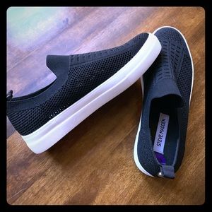 Steve Madden slip on shoes -Never worn!